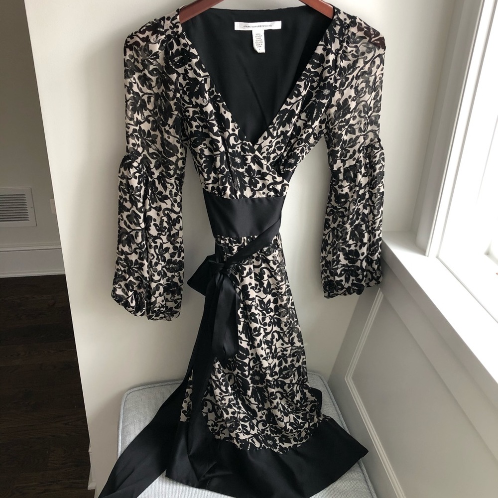 Diane Von Furstenberg Silk Floral Print Dress